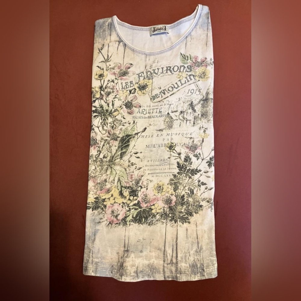 Sleeveless top